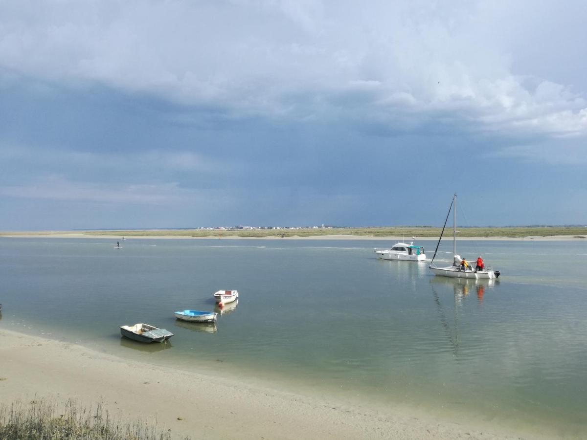 Les Gites De "La Quesnoyere" Bagian luar foto